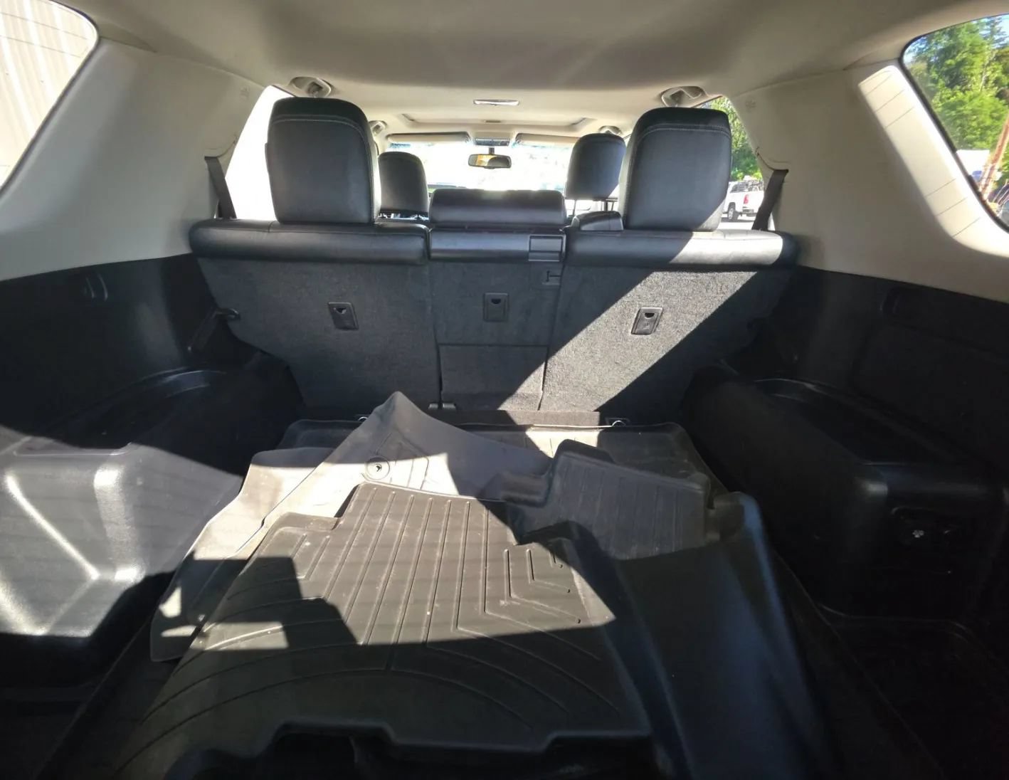 Used 2015 Toyota 4Runner Limited AWD/4WD image 5