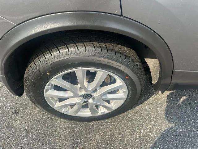 Used 2020 Nissan Rogue Sport SV w/ All-Weather Package FWD image 20