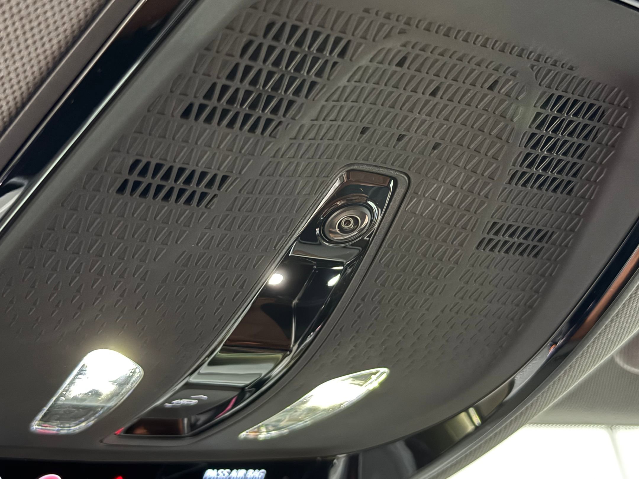 New 2026 Cadillac Optiq Luxury 2 image 37