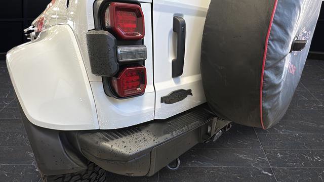 Used 2024 Ford Bronco Raptor w/ Interior Carbon Fiber Pack 6 AWD/4WD image 40