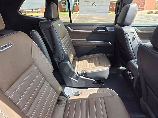 New 2026 GMC Acadia Denali Ultimate AWD/4WD image 37