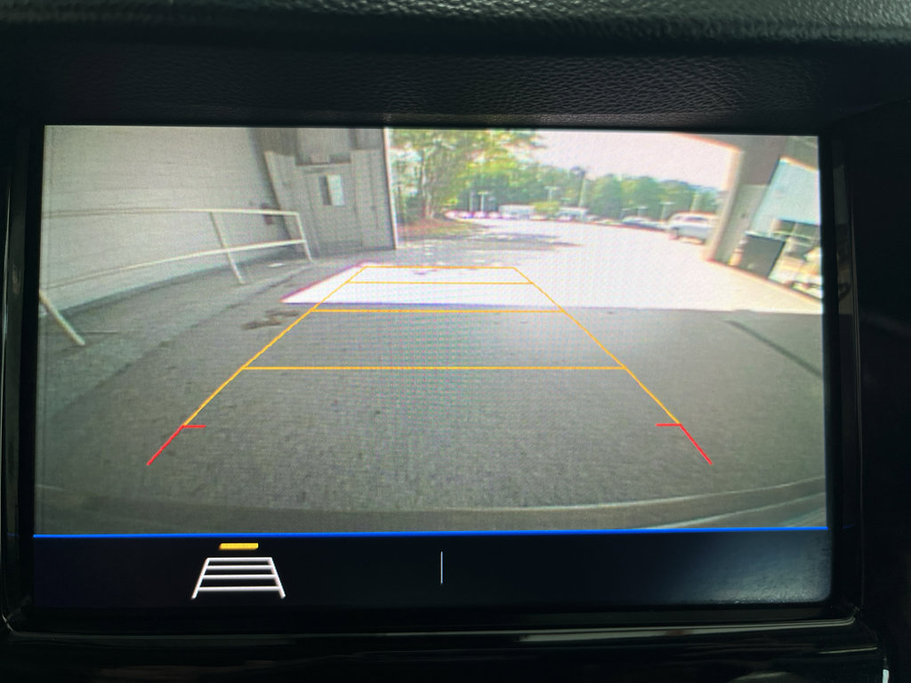 Used 2021 Chevrolet Trax LT image 22