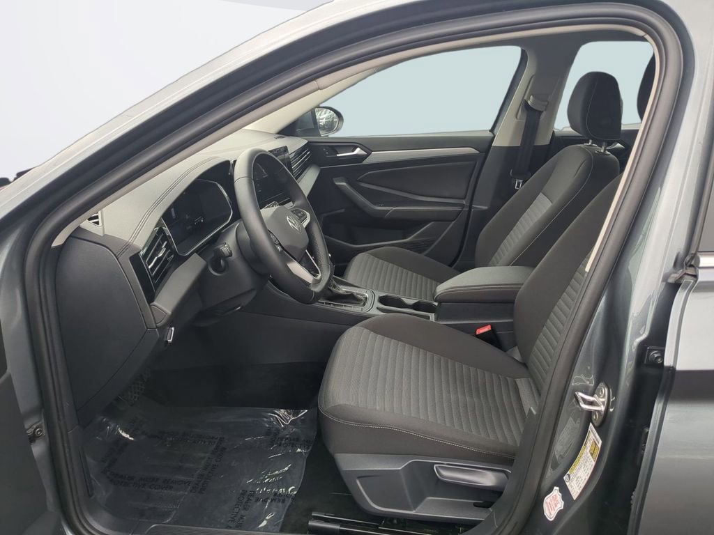 Used 2025 Volkswagen Jetta S image 20