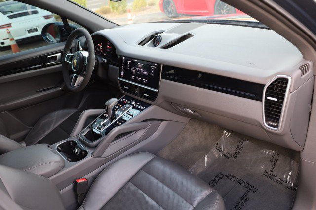 Used 2019 Porsche Cayenne AWD/4WD image 46
