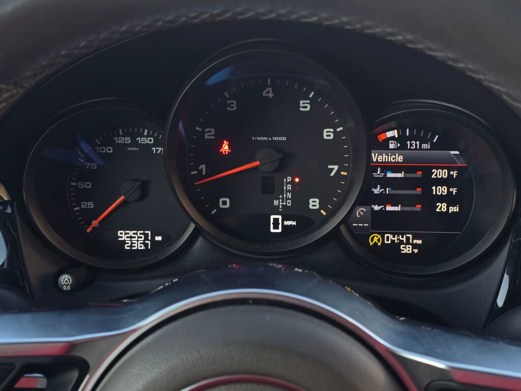 Used 2018 Porsche Macan image 26