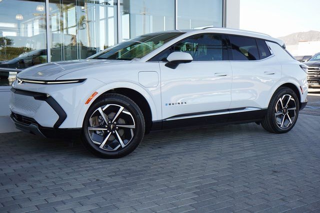 New 2025 Chevrolet Equinox EV LT image 4