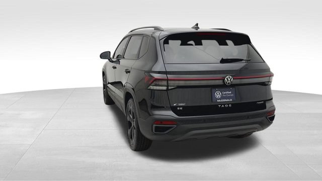 Used 2025 Volkswagen Taos SE AWD/4WD image 8