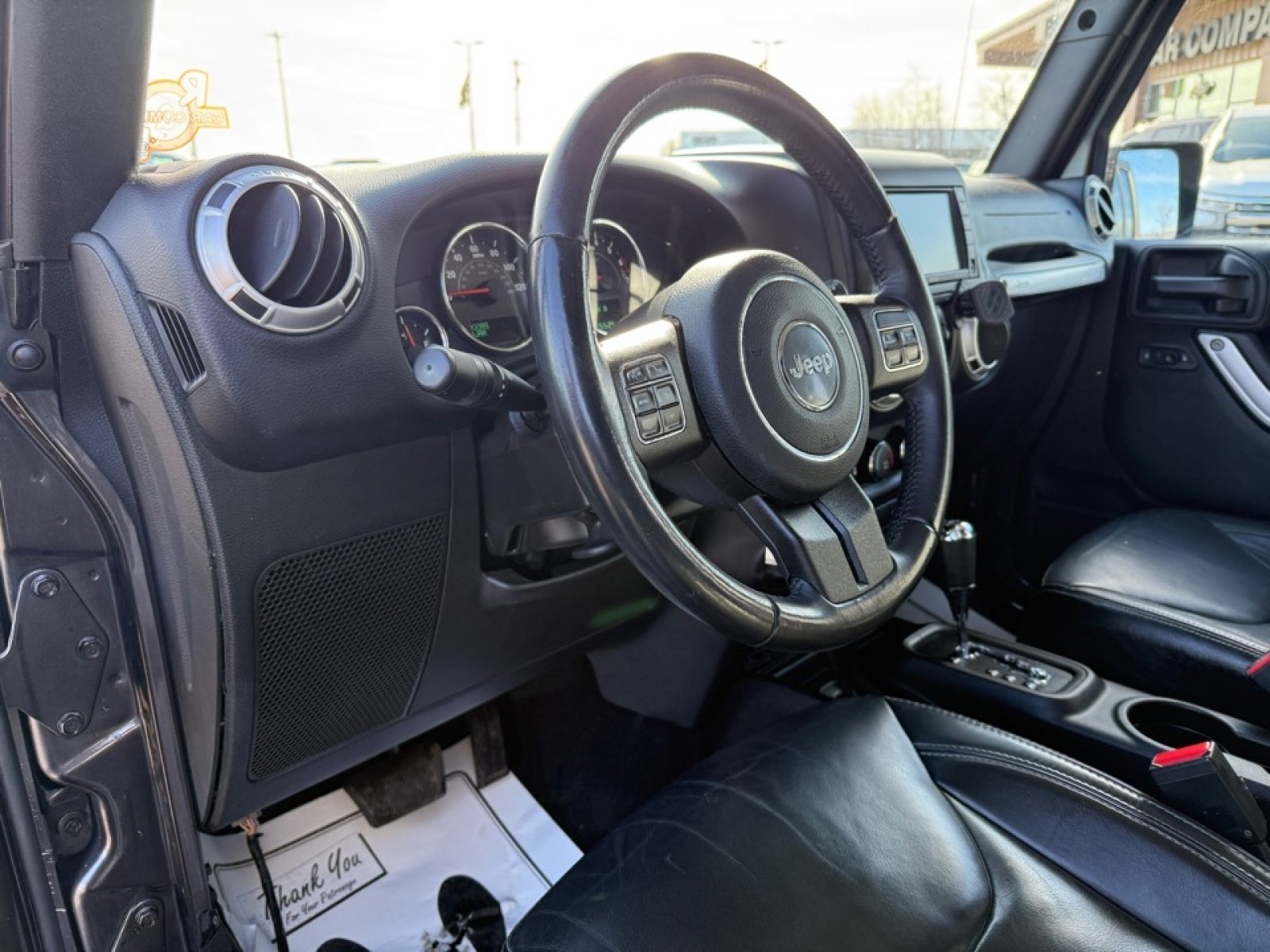 Used 2018 Jeep Wrangler Unlimited Sahara w/ Connectivity Group image 13