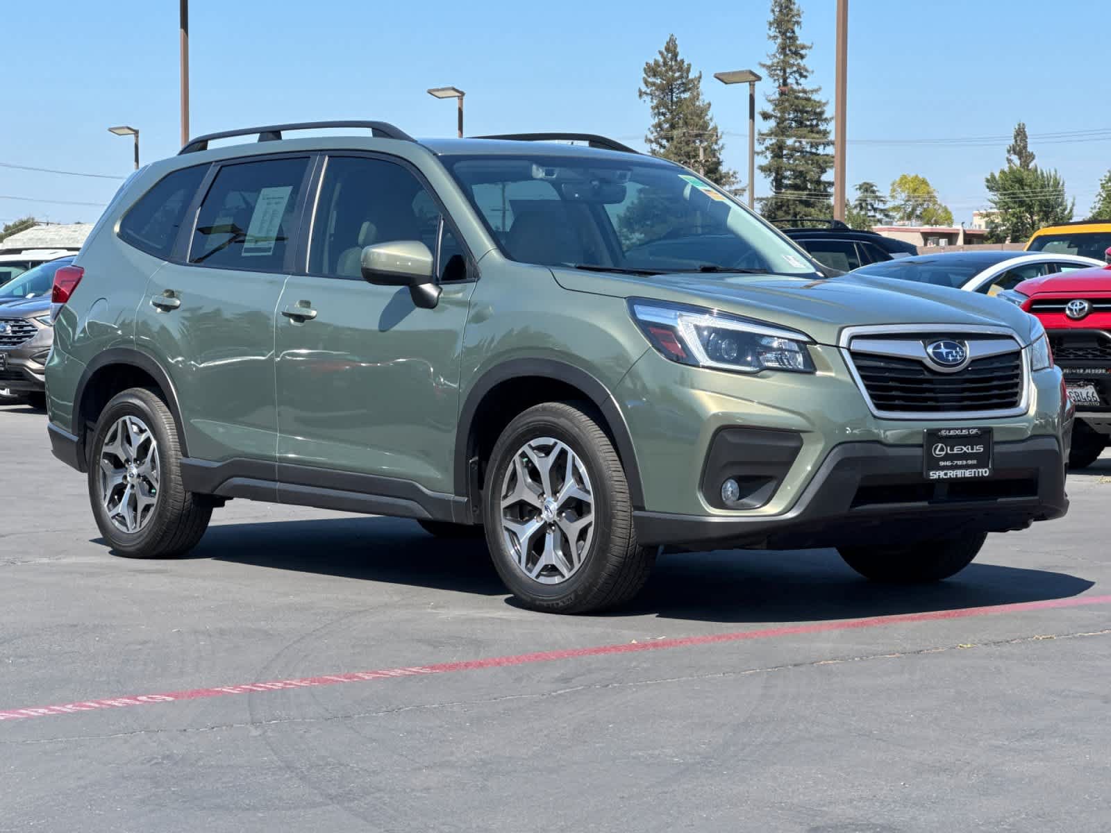 Used 2021 Subaru Forester Premium w/ Popular Package #1 AWD/4WD image 5