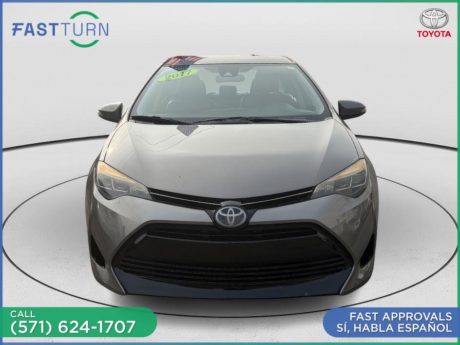 Used 2017 Toyota Corolla SE image 2