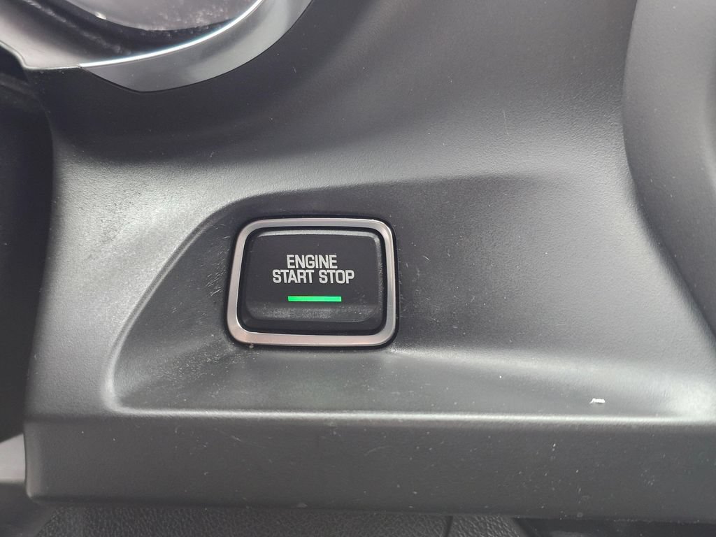 Used 2019 Chevrolet Camaro LT RWD image 26