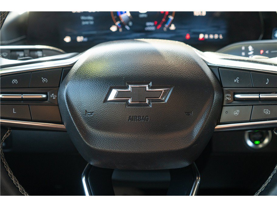 Used 2024 Chevrolet Traverse LT w/ Midnight/Sport Edition FWD image 21