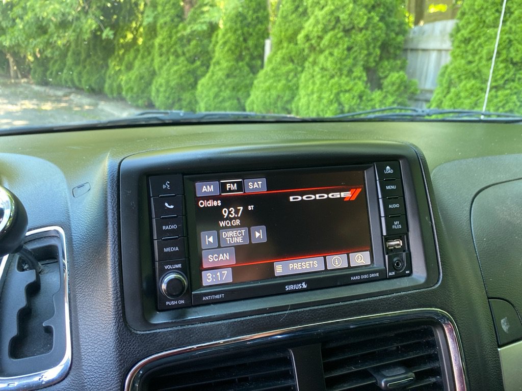 Used 2016 Dodge Grand Caravan R/T FWD image 13
