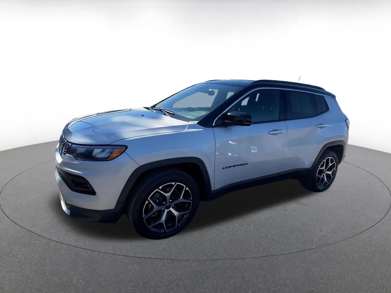 Used 2025 Jeep Compass Limited AWD/4WD image 8
