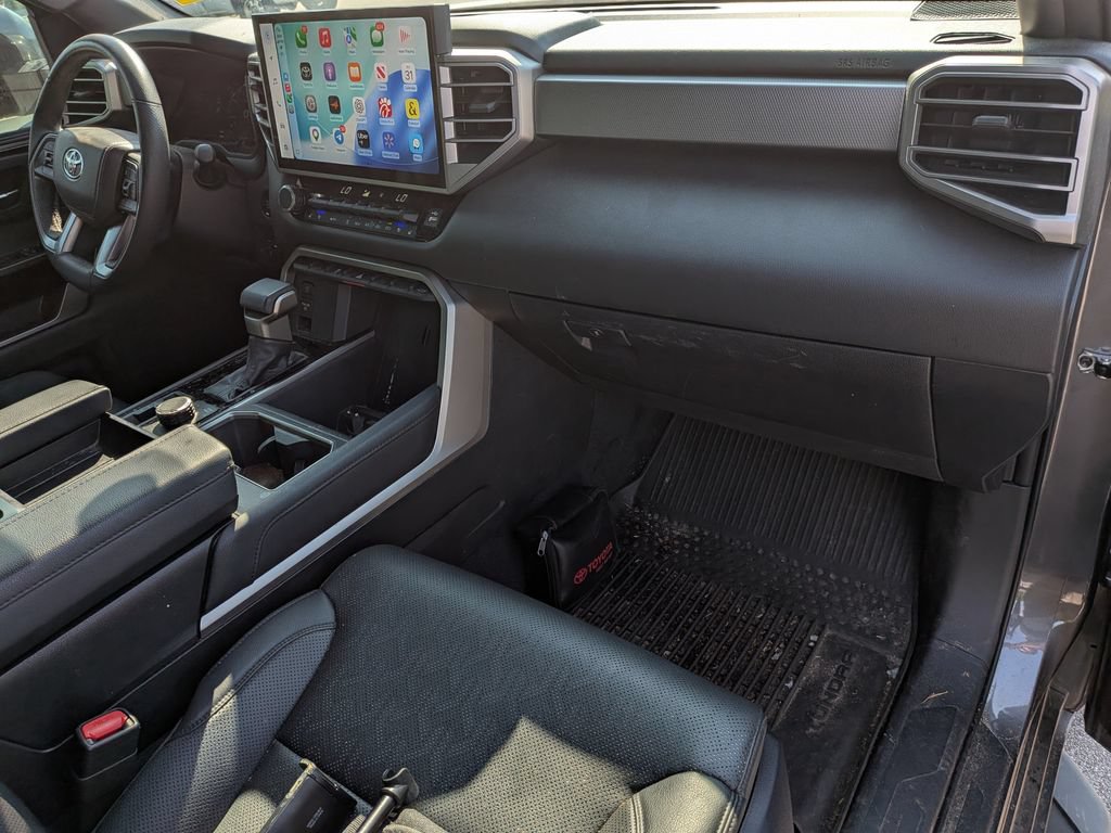 Used 2025 Toyota Tundra Limited AWD/4WD image 30