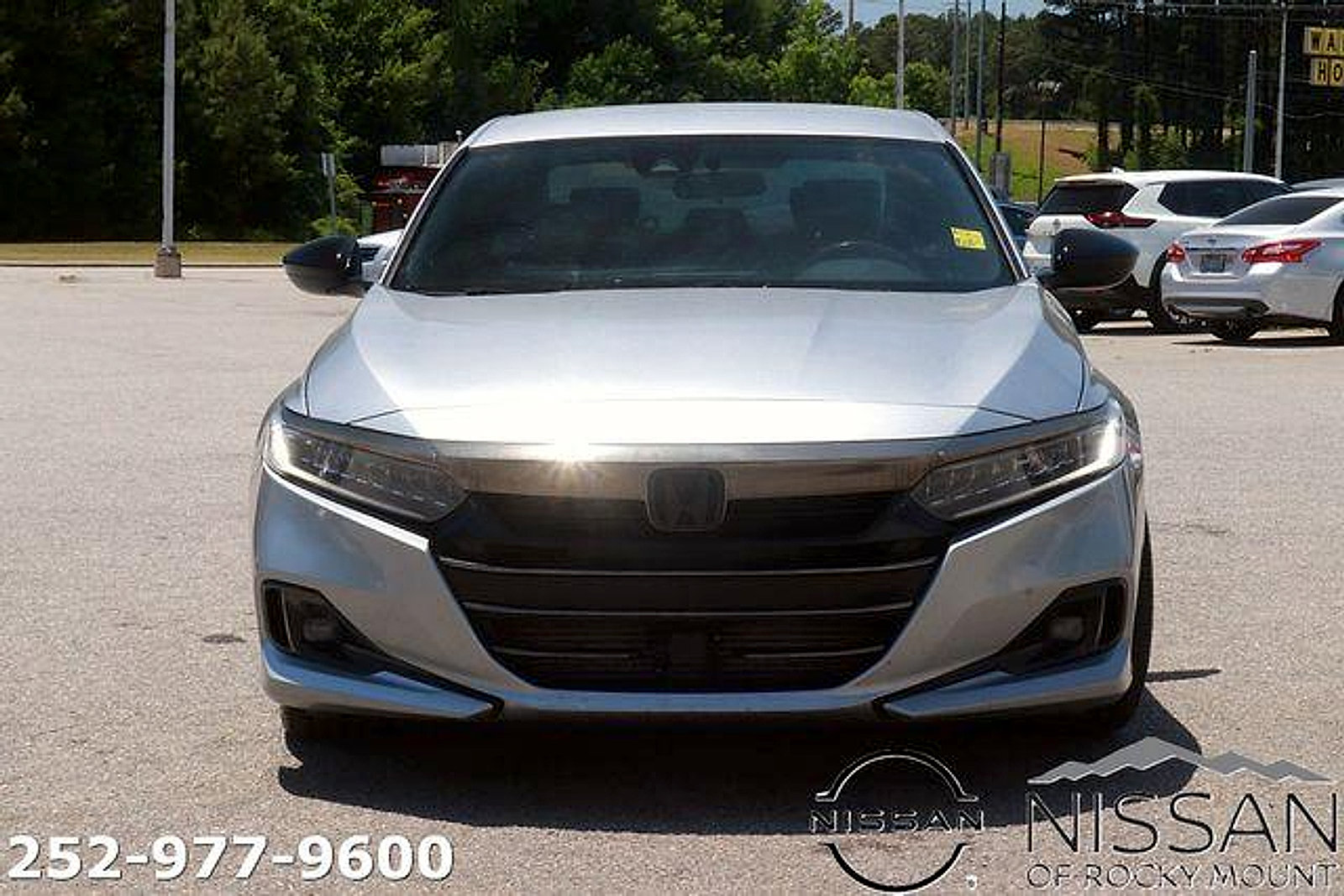Used 2022 Honda Accord Sport image 2