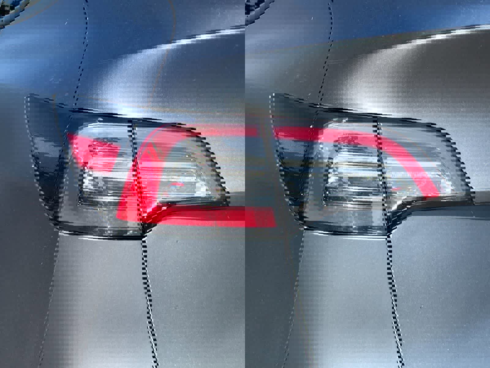 Used 2022 Tesla Model Y Performance image 27