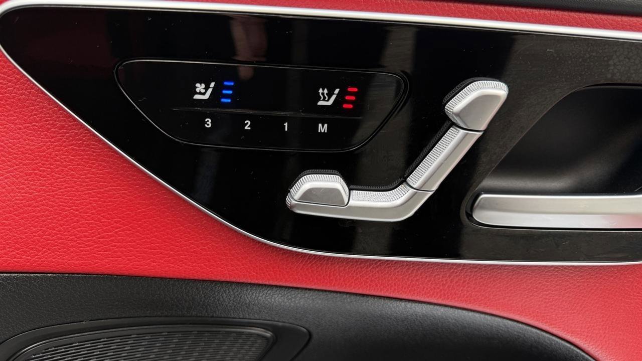 Used 2023 Mercedes-Benz C 300 4MATIC Sedan image 44