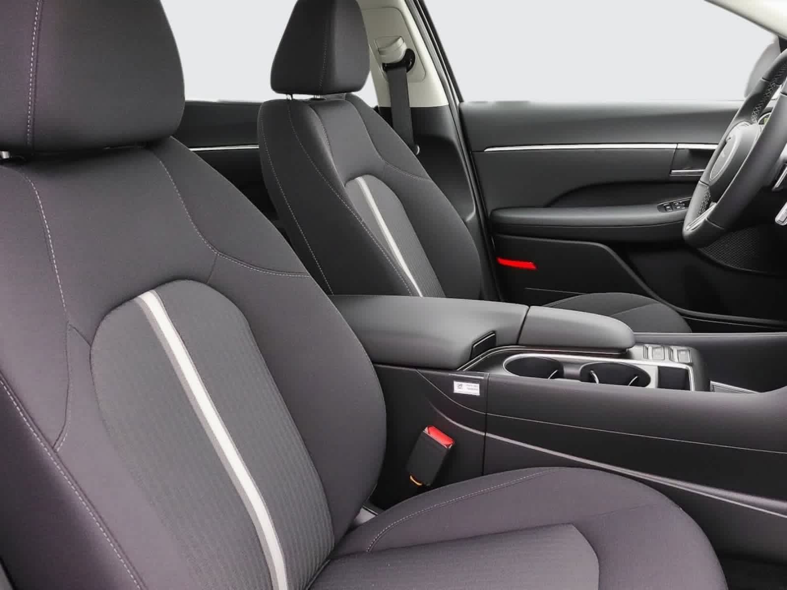 New 2026 Hyundai Sonata SEL FWD image 24