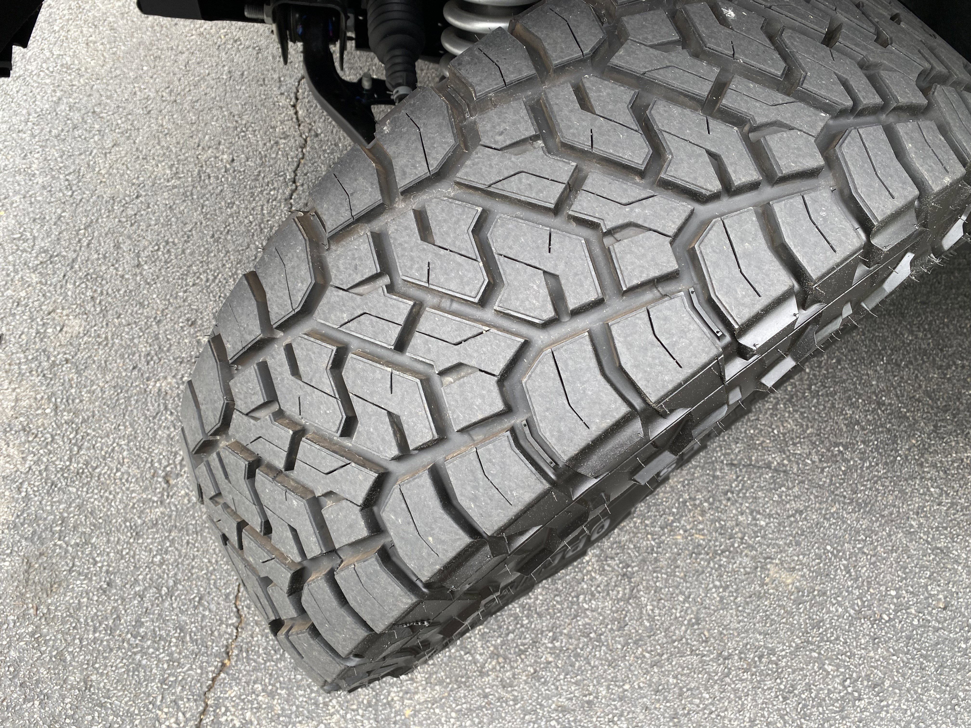 Used 2026 Chevrolet Silverado 1500 Custom w/ Turbomax Blackout Package AWD/4WD image 12