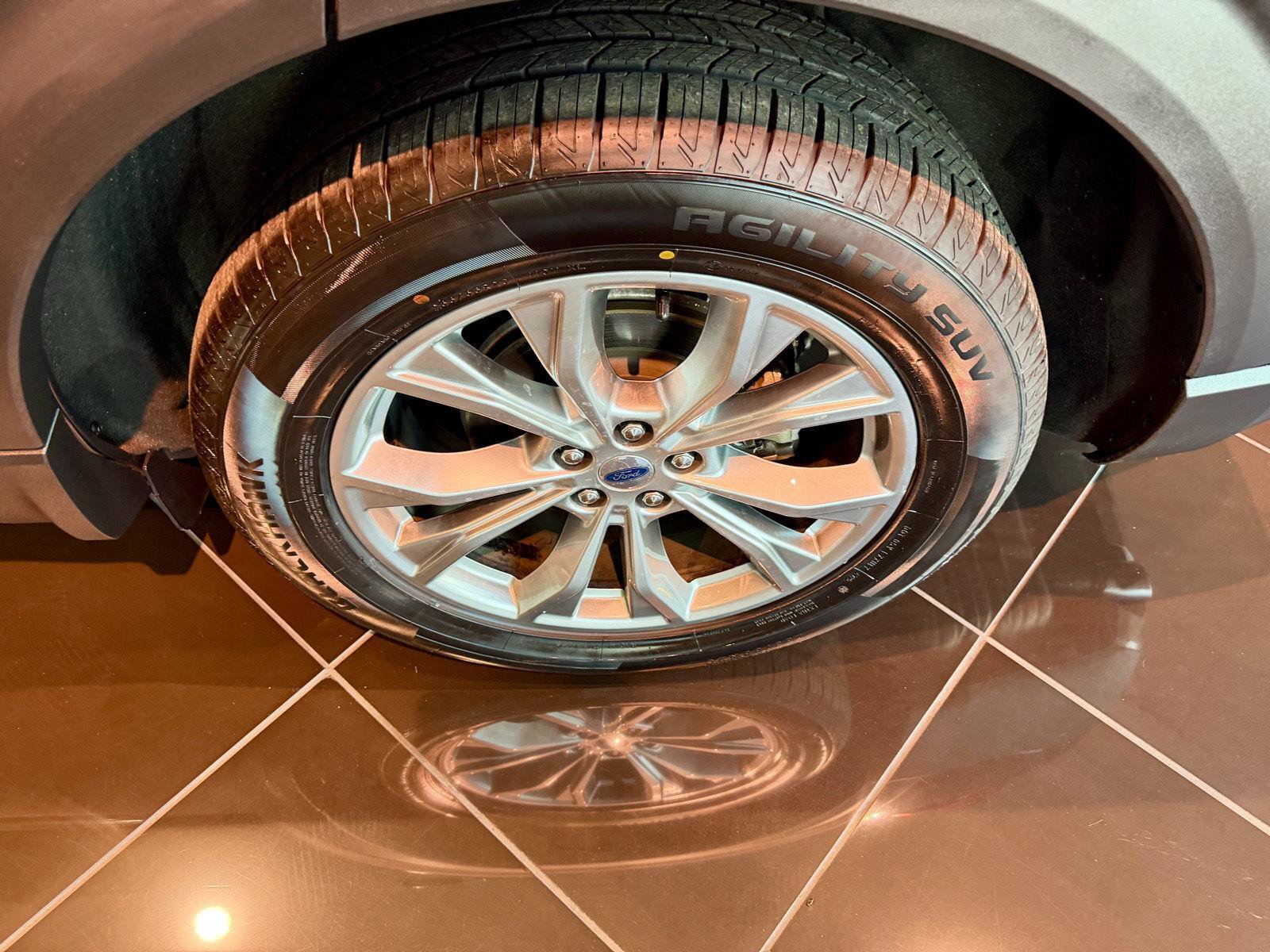 Used 2020 Ford Explorer Limited AWD/4WD image 51