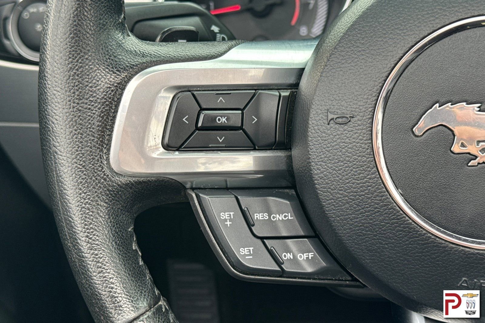 Used 2015 Ford Mustang Premium RWD image 28