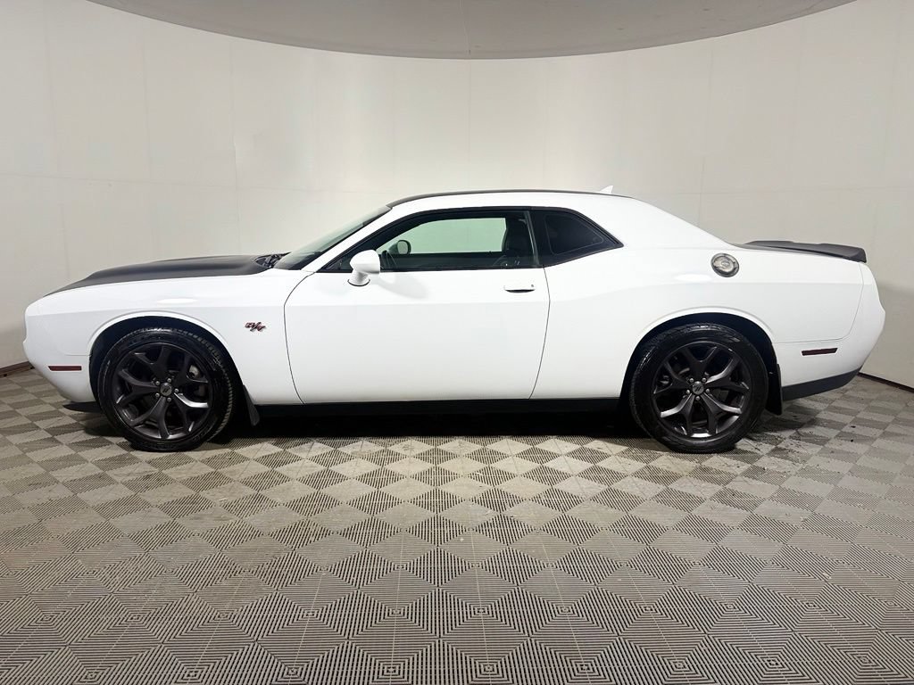 Used 2017 Dodge Challenger R/T Plus RWD image 3