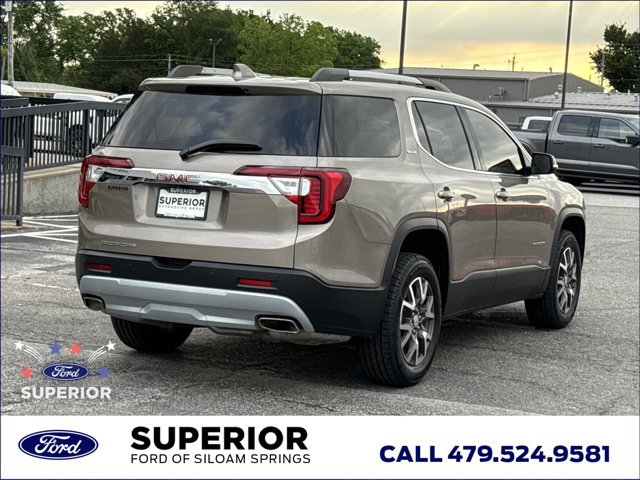 Used 2023 GMC Acadia SLE w/ Driver Convenience Package FWD image 3