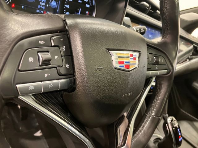 Used 2023 Cadillac XT6 Premium Luxury image 29