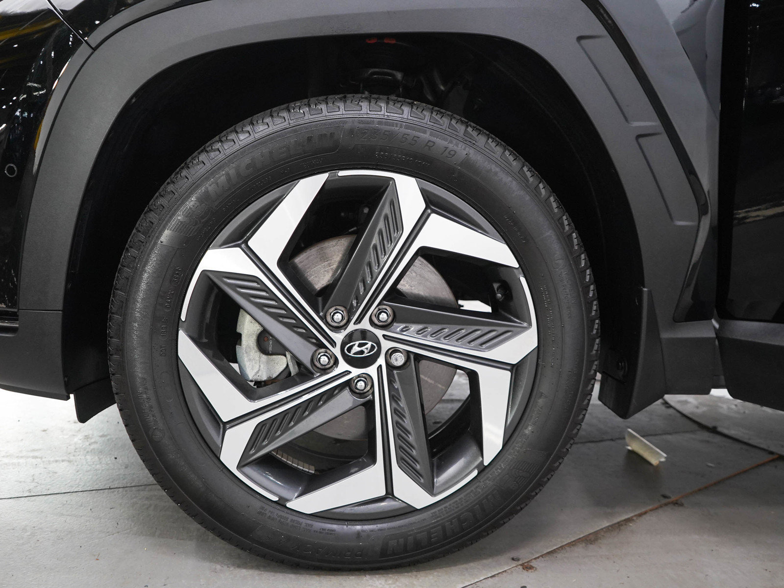 Used 2024 Hyundai Tucson Limited AWD/4WD image 30