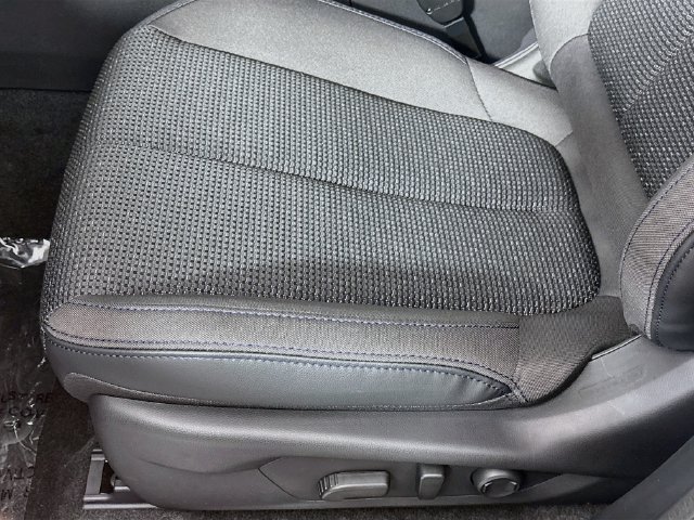 New 2026 Subaru Forester Premium AWD/4WD image 18