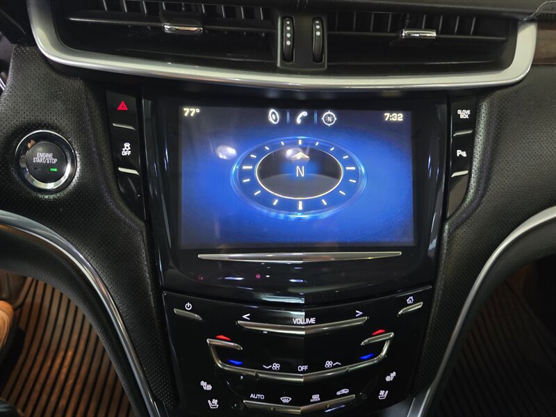 Used 2013 Cadillac XTS Luxury FWD image 28