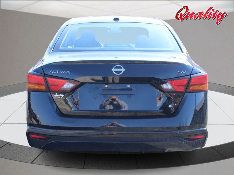 Used 2024 Nissan Altima 2.5 SV image 4