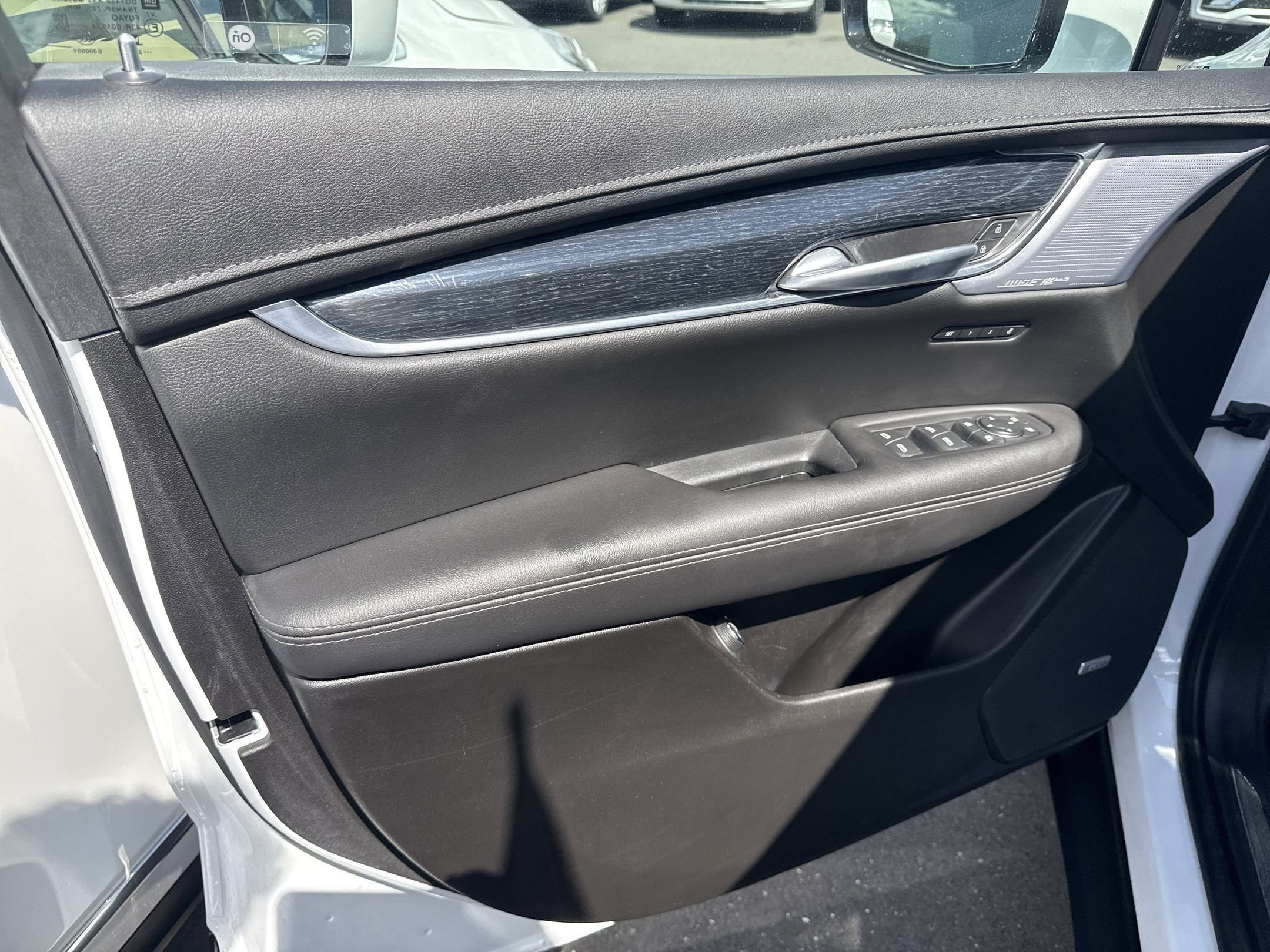 Certified 2024 Cadillac XT5 Premium Luxury image 9