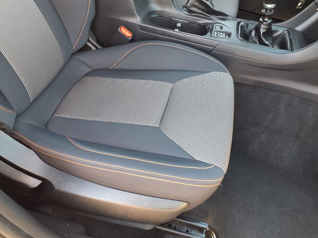 Used 2018 Subaru Crosstrek 2.0i Premium AWD/4WD image 18