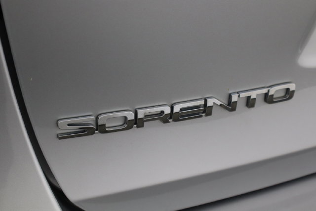 Used 2020 Kia Sorento LX AWD/4WD image 34