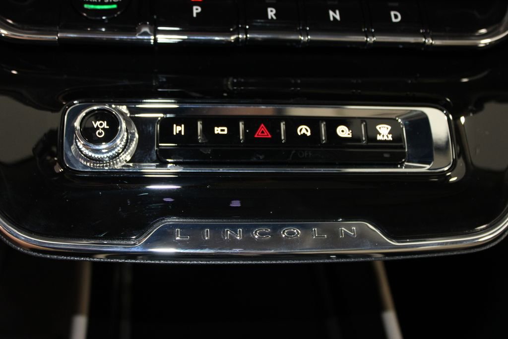 New 2026 Lincoln Corsair Premiere image 45