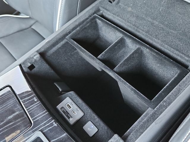 Used 2021 Cadillac Escalade Sport AWD/4WD image 19