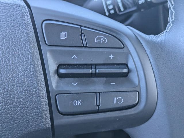 Certified 2026 Hyundai Venue SEL FWD image 26