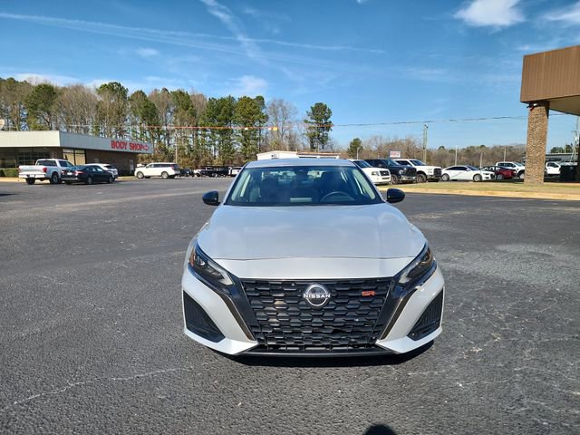 Used 2024 Nissan Altima 2.5 SR image 8