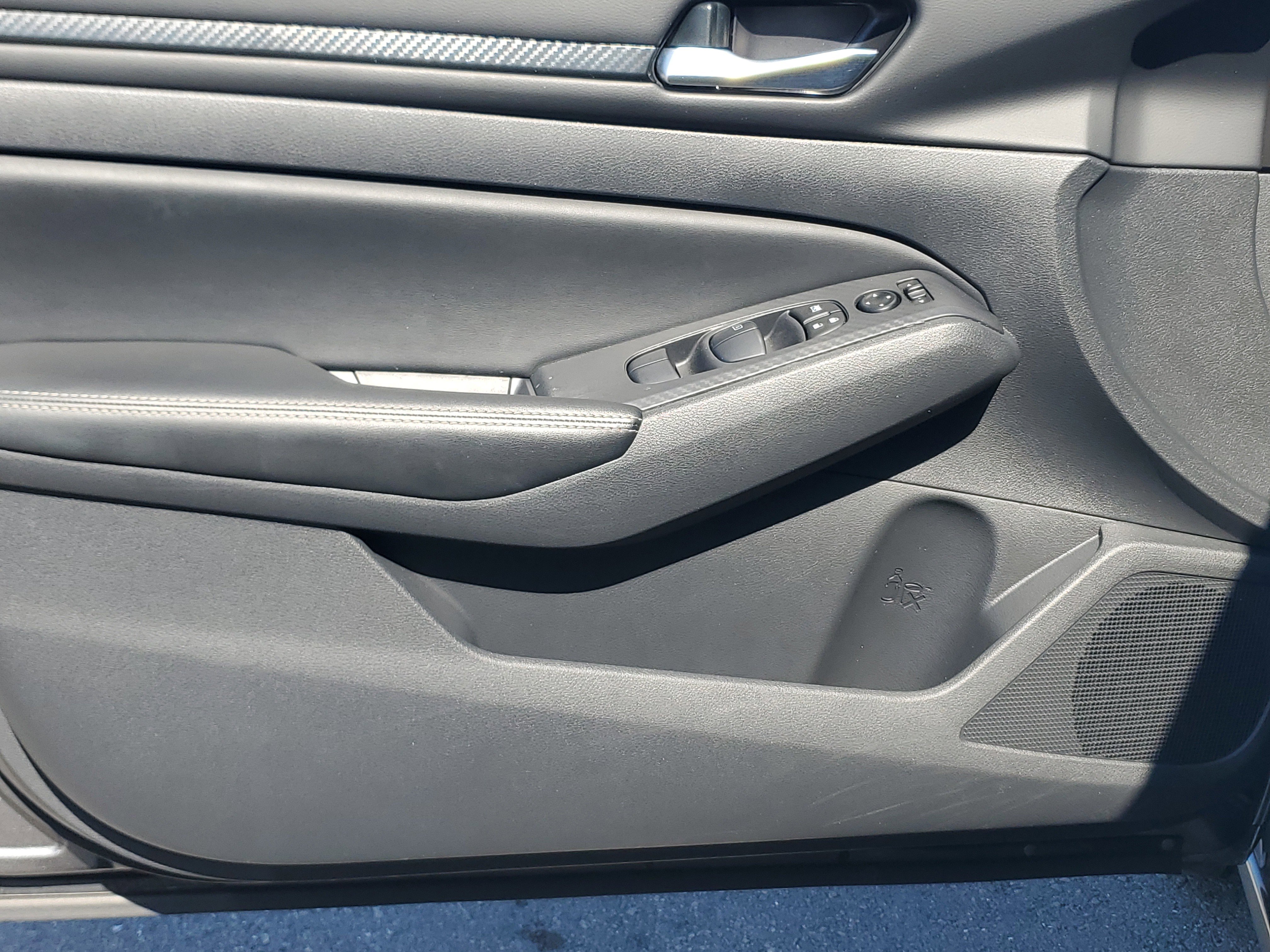 Certified 2025 Nissan Altima 2.5 SV image 24