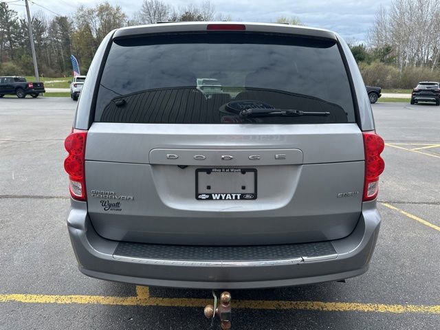 Used 2013 Dodge Grand Caravan Crew w/ Driver Convenience Group FWD image 4