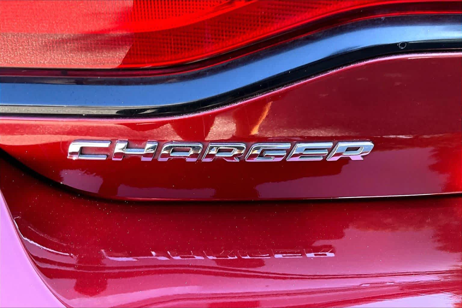 Used 2014 Dodge Charger R/T RWD image 31