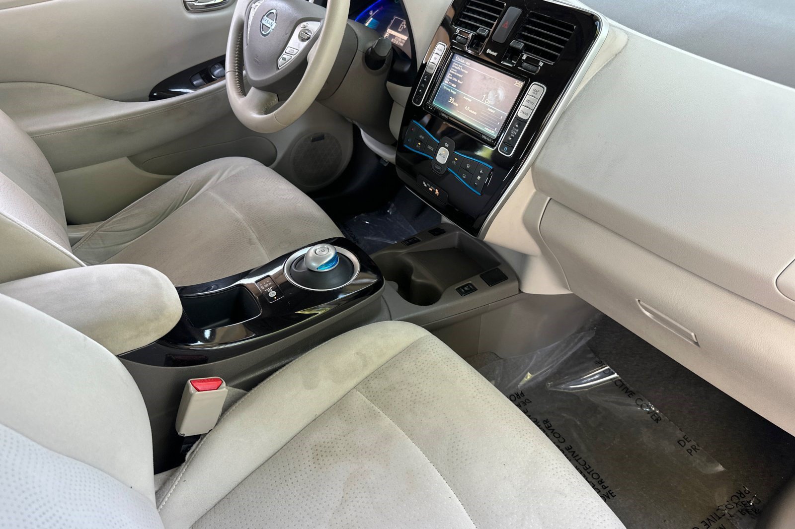 Used 2013 Nissan Leaf SV w/ LED & Quick Charge Pkg FWD image 34