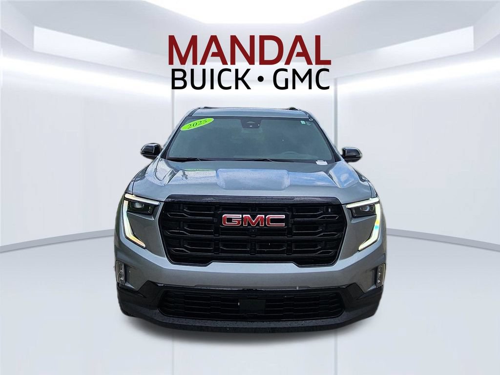Used 2025 GMC Acadia Elevation w/ Elevation Premium Package