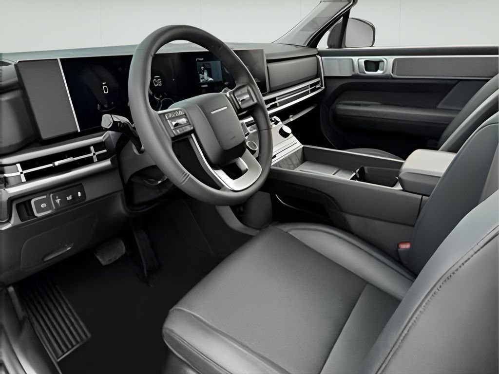 Used 2025 Hyundai Santa Fe SEL image 14