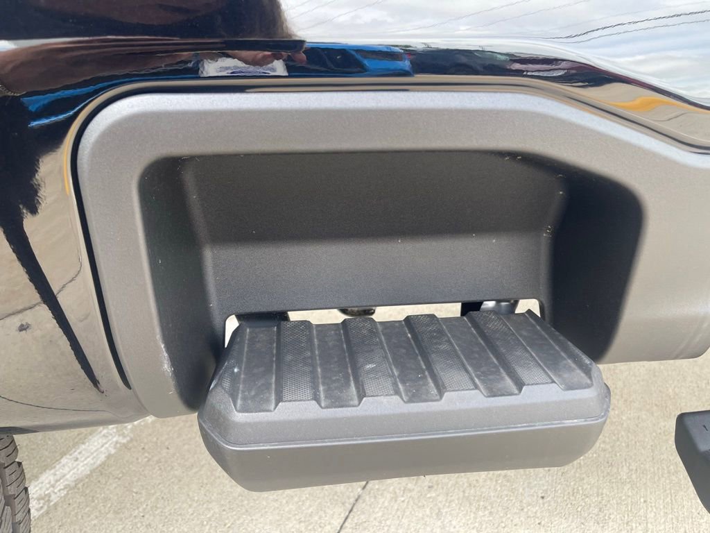 New 2025 Ford F350 Lariat w/ Lariat Ultimate Package image 35