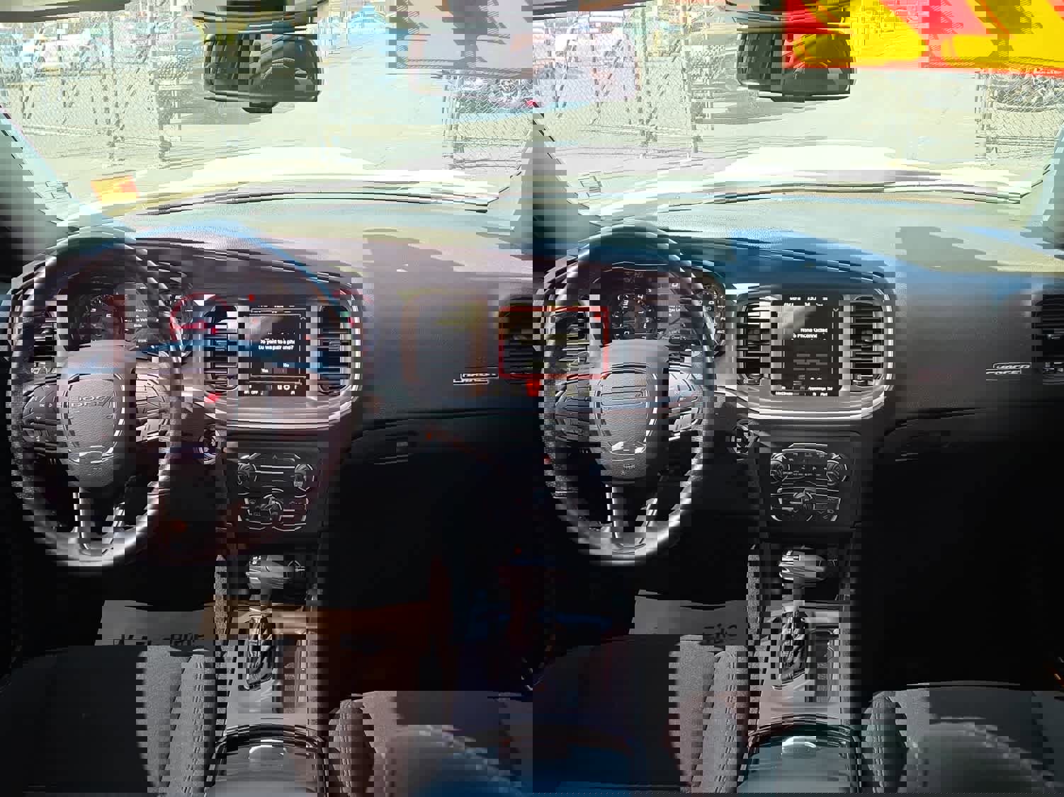 Used 2022 Dodge Charger R/T w/ Blacktop Package image 10