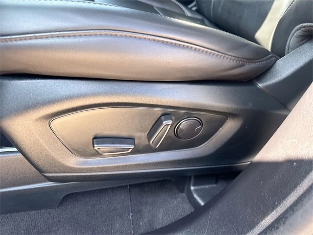 Certified 2022 Ford Explorer XLT w/ Equipment Group 202A image 18