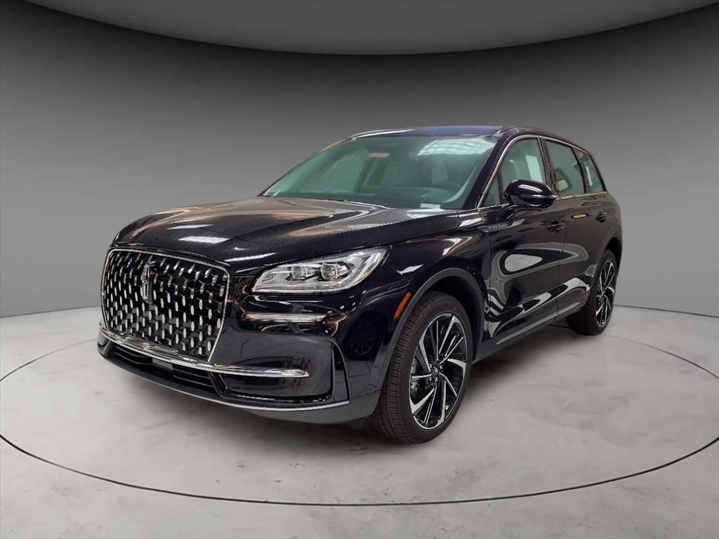 New 2025 Lincoln Corsair Reserve w/ Equipment Group 202A AWD/4WD image 1